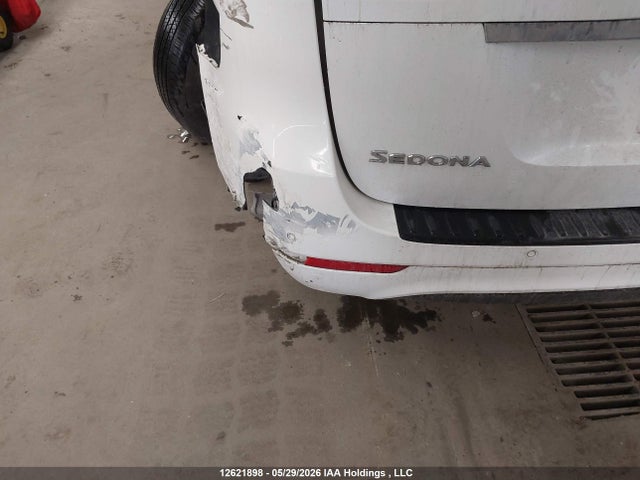KNDMB5C15G6122678 KIA Sedona