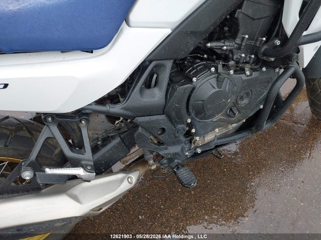 2025 Honda Xl750 მანქანა იყიდება აუქციონზე, vin: JH2RD1727SK000200, აუქციონის ნომერი: 12621903