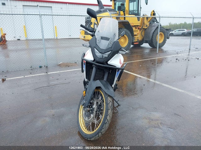 2025 Honda Xl750 მანქანა იყიდება აუქციონზე, vin: JH2RD1727SK000200, აუქციონის ნომერი: 12621903