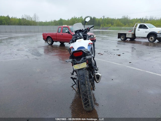 2025 Honda Xl750 მანქანა იყიდება აუქციონზე, vin: JH2RD1727SK000200, აუქციონის ნომერი: 12621903