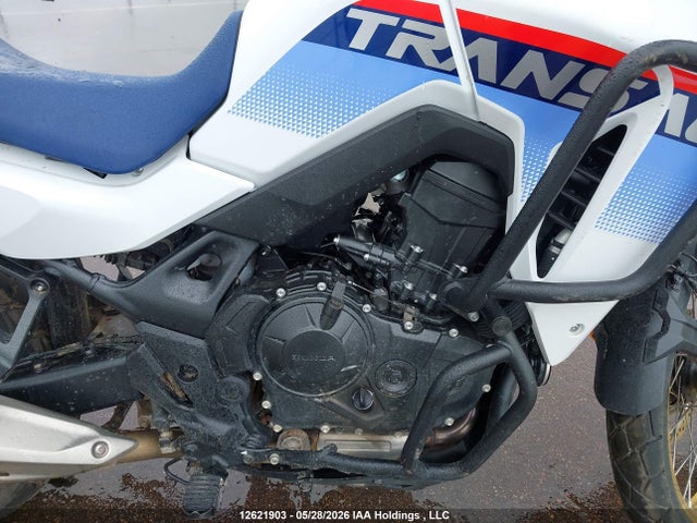 2025 Honda Xl750 მანქანა იყიდება აუქციონზე, vin: JH2RD1727SK000200, აუქციონის ნომერი: 12621903