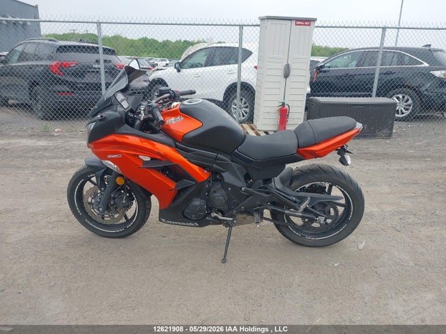 2014 Kawasaki Ex650 F მანქანა იყიდება აუქციონზე, vin: JKAEXEF1XEDA17903, აუქციონის ნომერი: 12621908