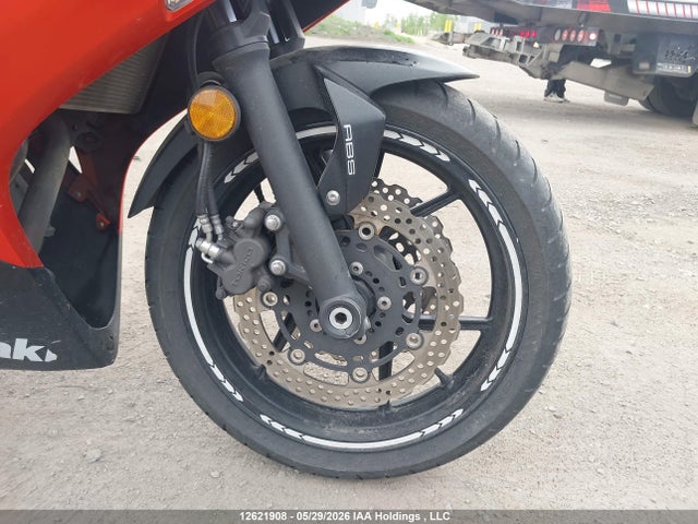2014 Kawasaki Ex650 F მანქანა იყიდება აუქციონზე, vin: JKAEXEF1XEDA17903, აუქციონის ნომერი: 12621908