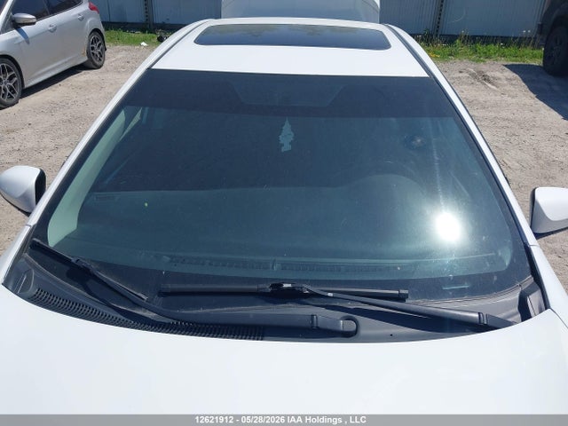 2T1BURHE2EC117013 Toyota Corolla
