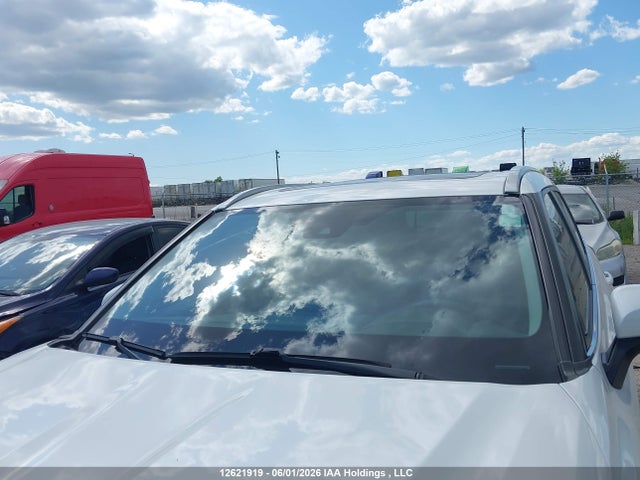 2023 Toyota Highlander Hybrid Hybrid მანქანა იყიდება აუქციონზე, vin: 5TDKBRCHXPS589526, აუქციონის ნომერი: 12621919