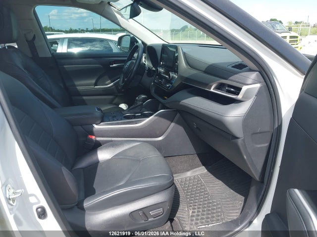 2023 Toyota Highlander Hybrid Hybrid მანქანა იყიდება აუქციონზე, vin: 5TDKBRCHXPS589526, აუქციონის ნომერი: 12621919