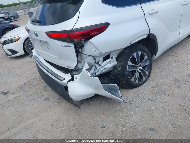2023 Toyota Highlander Hybrid Hybrid მანქანა იყიდება აუქციონზე, vin: 5TDKBRCHXPS589526, აუქციონის ნომერი: 12621919