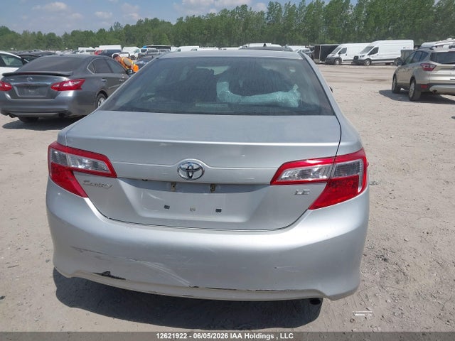 2014 Toyota Camry Le მანქანა იყიდება აუქციონზე, vin: 4T1BF1FK5EU857559, აუქციონის ნომერი: 12621922