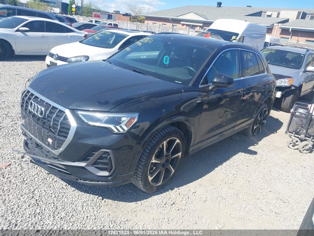 12621923 :رقم المزاد ، WA1EECF34R1105555 vin ، 2024 Audi Q3 مزاد بيع