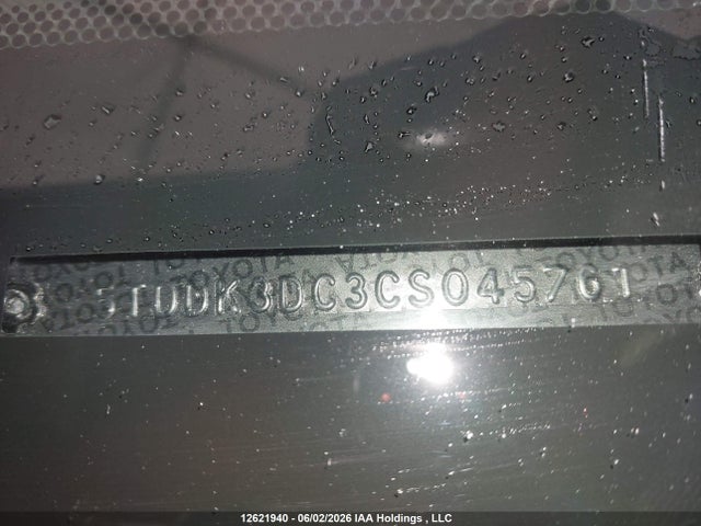 12621940 :رقم المزاد ، 5TDDK3DC3CS045761 vin ، 2012 Toyota Sienna Xle/limited مزاد بيع