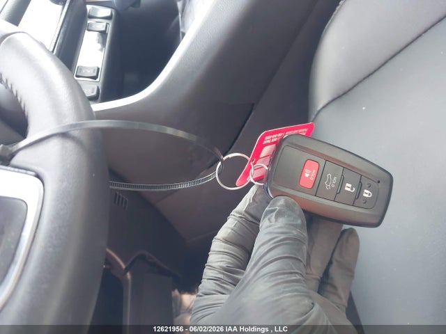 2025 Toyota Rav4 Xle მანქანა იყიდება აუქციონზე, vin: 2T3R1RFV1SC556135, აუქციონის ნომერი: 12621956