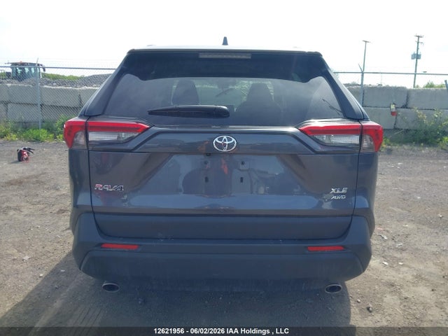 2025 Toyota Rav4 Xle მანქანა იყიდება აუქციონზე, vin: 2T3R1RFV1SC556135, აუქციონის ნომერი: 12621956