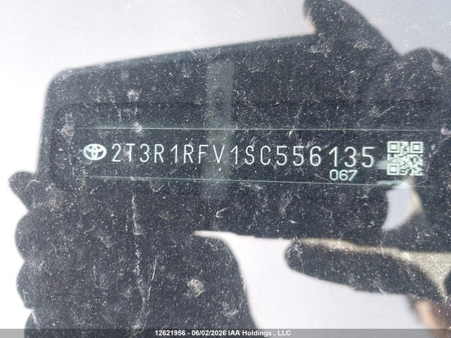2025 Toyota Rav4 Xle მანქანა იყიდება აუქციონზე, vin: 2T3R1RFV1SC556135, აუქციონის ნომერი: 12621956