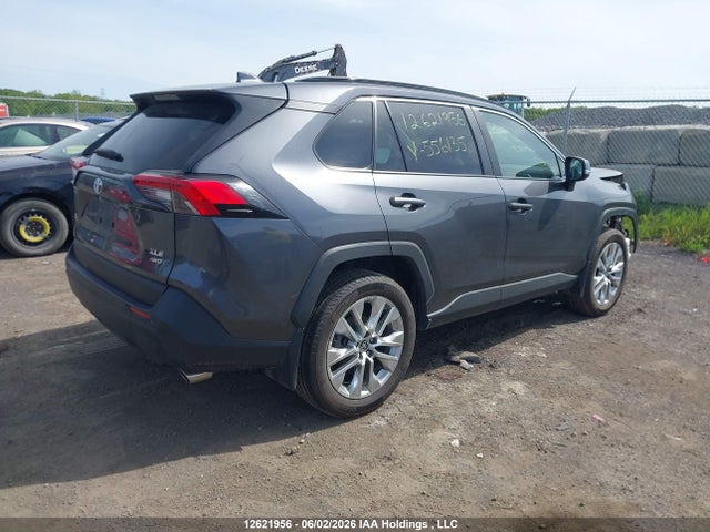 2025 Toyota Rav4 Xle მანქანა იყიდება აუქციონზე, vin: 2T3R1RFV1SC556135, აუქციონის ნომერი: 12621956