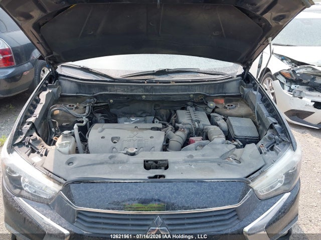 JA4AJ3AU8GZ607655 Mitsubishi RVR SE