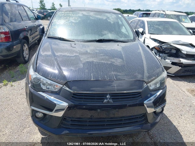 JA4AJ3AU8GZ607655 Mitsubishi RVR SE