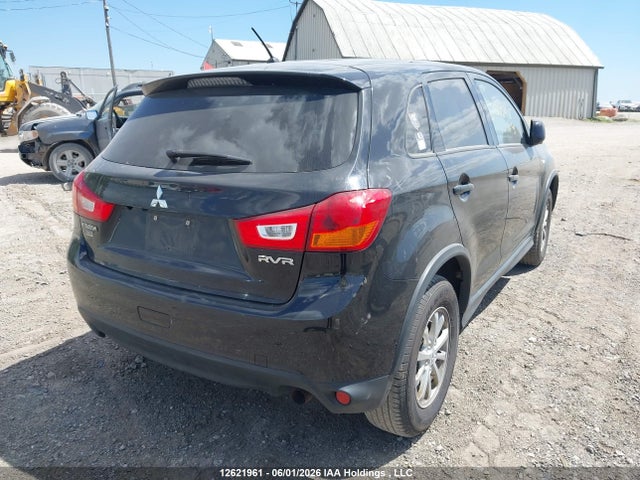 JA4AJ3AU8GZ607655 Mitsubishi RVR SE