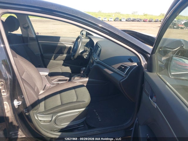 Aukcja sprzedaży 2017 Hyundai Elantra Gl, vin: KMHD84LF5HU154981, numer aukcji: 12621968