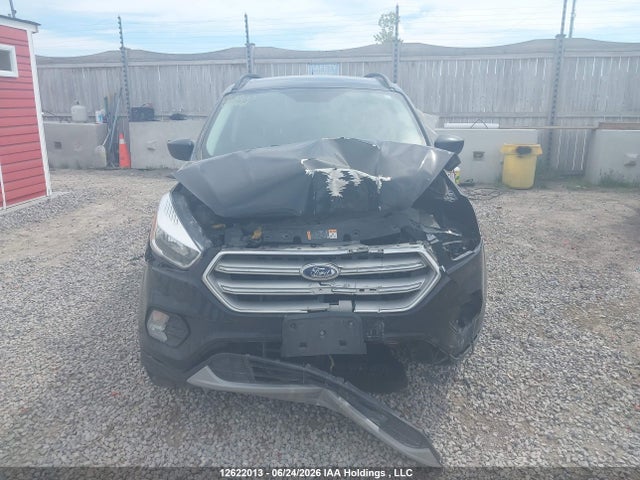 12622013 :رقم المزاد ، 1FMCU0GD1JUC91446 vin ، 2018 Ford Escape Se مزاد بيع