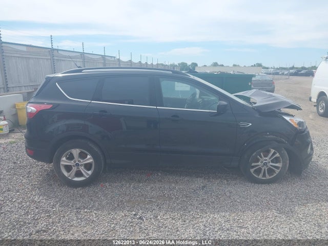 12622013 :رقم المزاد ، 1FMCU0GD1JUC91446 vin ، 2018 Ford Escape Se مزاد بيع