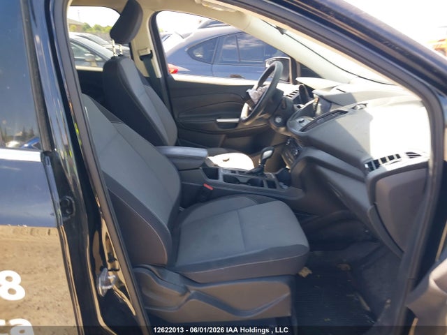 12622013 :رقم المزاد ، 1FMCU0GD1JUC91446 vin ، 2018 Ford Escape Se مزاد بيع
