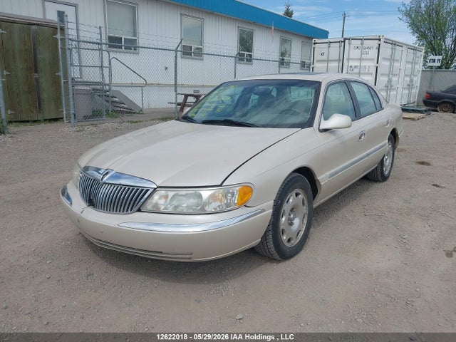 12622018 :رقم المزاد ، 1LNHM97V4XY640104 vin ، 1999 Lincoln Continental مزاد بيع