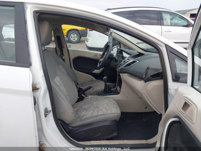 12622024 :رقم المزاد ، 3FADP4EJ8BM155486 vin ، 2011 Ford Fiesta Se مزاد بيع