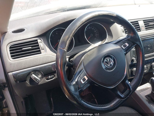2016 Volkswagen Jetta 1.4 Tsi Comfortline მანქანა იყიდება აუქციონზე, vin: 3VWD67AJ8GM400036, აუქციონის ნომერი: 12622037