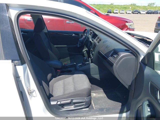 2016 Volkswagen Jetta 1.4 Tsi Comfortline მანქანა იყიდება აუქციონზე, vin: 3VWD67AJ8GM400036, აუქციონის ნომერი: 12622037