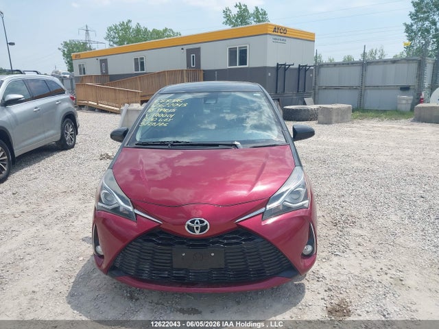 12622043 :رقم المزاد ، VNKKTUD39JA100001 vin ، 2018 Toyota Yaris L/le/se مزاد بيع