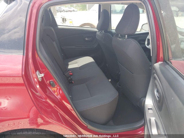 12622043 :رقم المزاد ، VNKKTUD39JA100001 vin ، 2018 Toyota Yaris L/le/se مزاد بيع