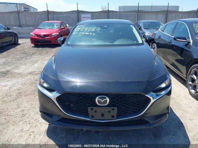 Mazda 3 Preferred 2021 JM1BPACL3M1350352 Image 11