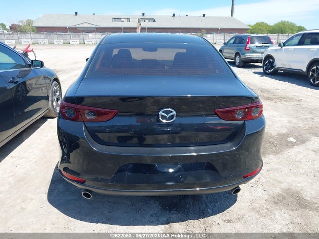 Mazda 3 Preferred 2021 JM1BPACL3M1350352 Image 15