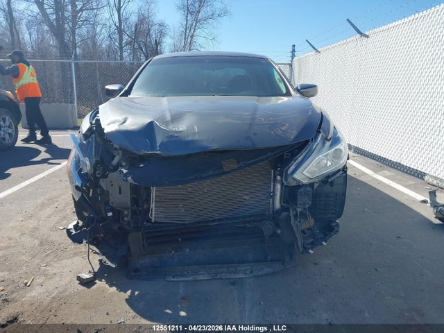 1N4AL3AP8JC144989 Nissan Altima 2.5 S/2.5 Sl Tech/2.5 Sv