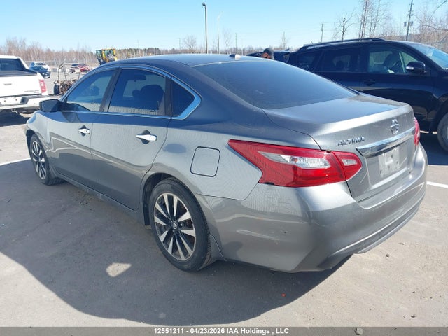 1N4AL3AP8JC144989 Nissan Altima 2.5 S/2.5 Sl Tech/2.5 Sv