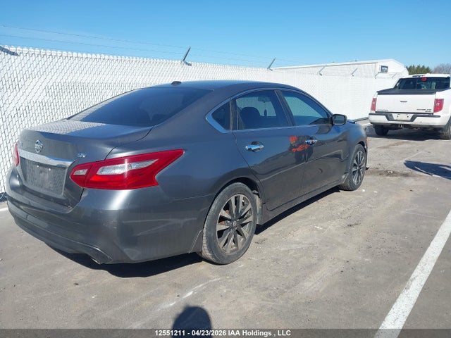 1N4AL3AP8JC144989 Nissan Altima 2.5 S/2.5 Sl Tech/2.5 Sv