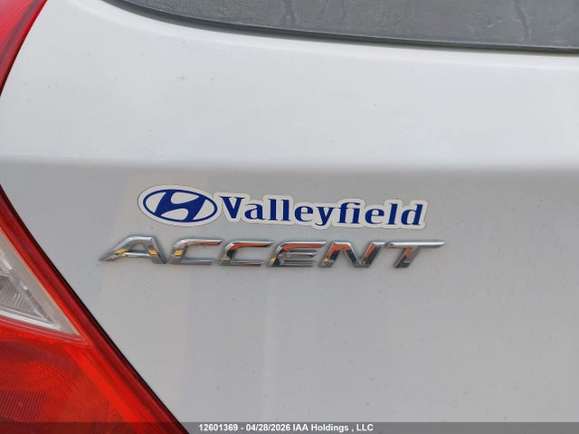 KMHCT5AE8HU364274 Hyundai ACCENT GL