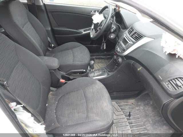 KMHCT5AE8HU364274 Hyundai ACCENT GL