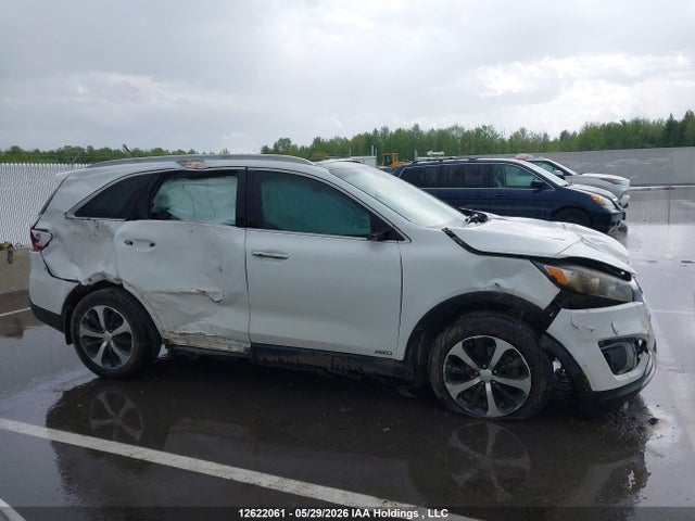 KIA SORENTO EX 2016 5XYPHDA52GG141505 Image 13