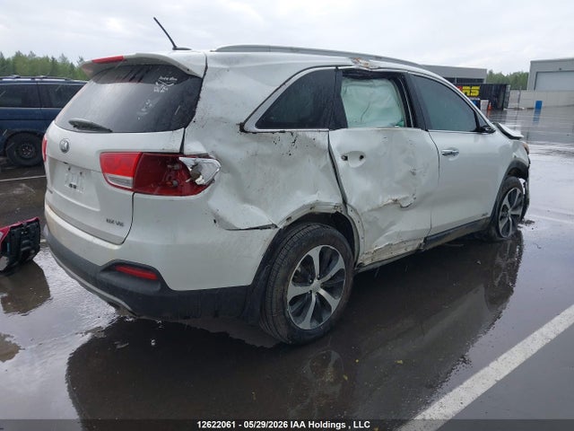 KIA SORENTO EX 2016 5XYPHDA52GG141505 Image 4