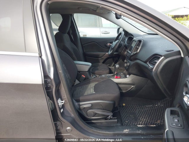1C4PJMCX2KD363259 Jeep Cherokee North