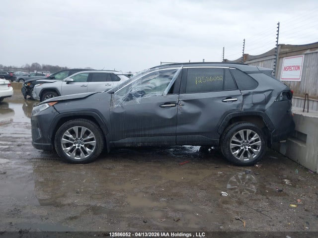 Продажа на аукционе авто 2019 Toyota Rav4 Limited, vin: 2T3D1RFV7KC009686, номер лота: 12586052