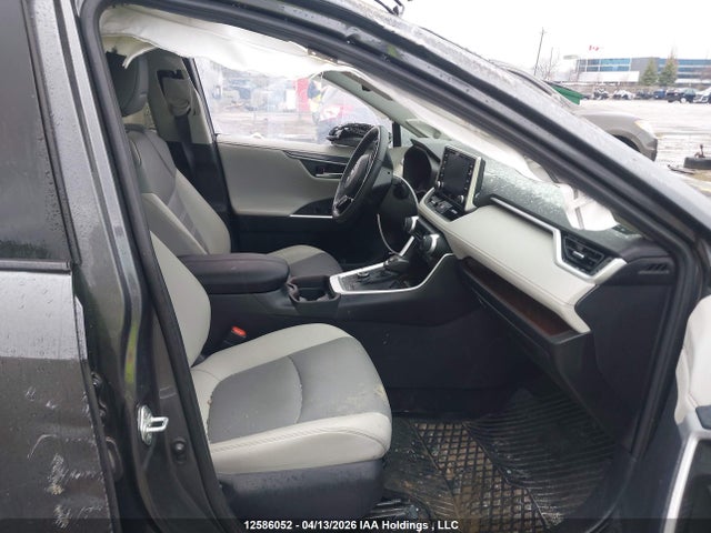 Продажа на аукционе авто 2019 Toyota Rav4 Limited, vin: 2T3D1RFV7KC009686, номер лота: 12586052