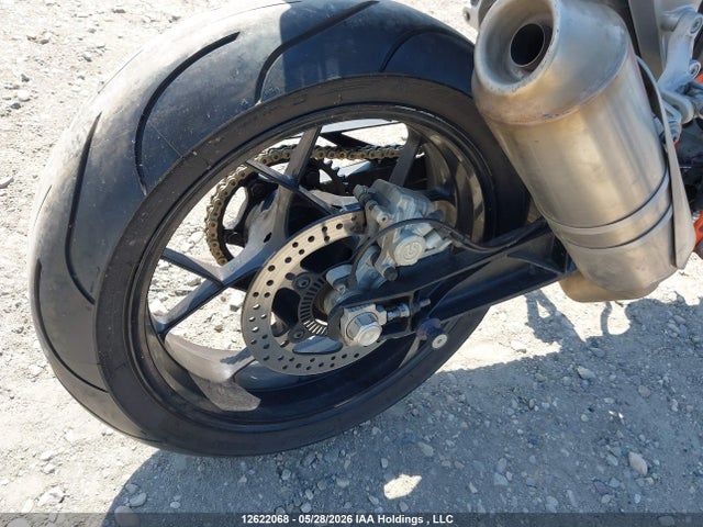 2014 Ktm 690 Duke მანქანა იყიდება აუქციონზე, vin: VBKLDT408EM762827, აუქციონის ნომერი: 12622068