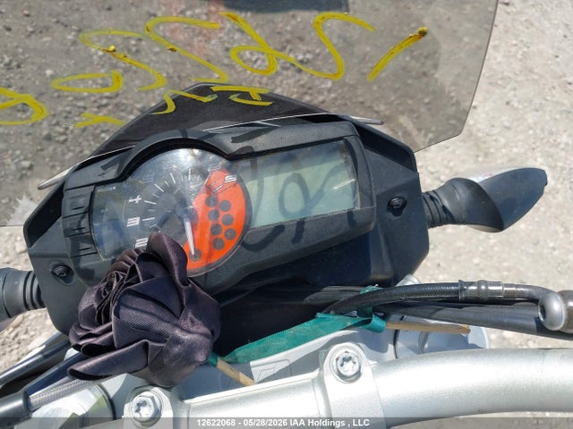 2014 Ktm 690 Duke მანქანა იყიდება აუქციონზე, vin: VBKLDT408EM762827, აუქციონის ნომერი: 12622068