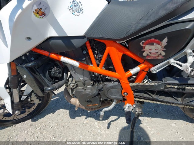 2014 Ktm 690 Duke მანქანა იყიდება აუქციონზე, vin: VBKLDT408EM762827, აუქციონის ნომერი: 12622068