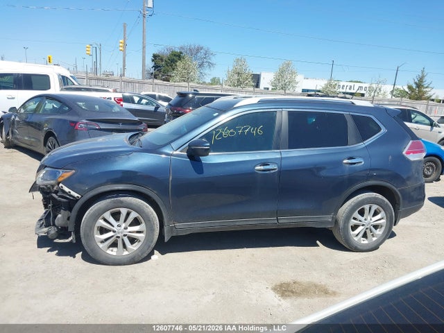 2015 Nissan Rogue S/sl/sv მანქანა იყიდება აუქციონზე, vin: 5N1AT2MV0FC847245, აუქციონის ნომერი: 12607746
