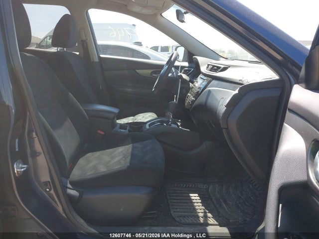 2015 Nissan Rogue S/sl/sv მანქანა იყიდება აუქციონზე, vin: 5N1AT2MV0FC847245, აუქციონის ნომერი: 12607746