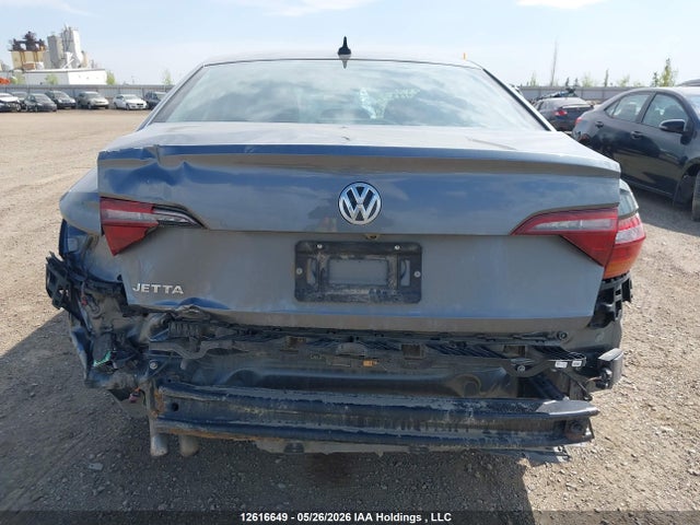 3VWW57BU3KM070528 Volkswagen Jetta 1.4 Tsi Highline