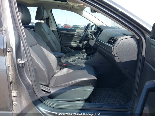 3VWW57BU3KM070528 Volkswagen Jetta 1.4 Tsi Highline